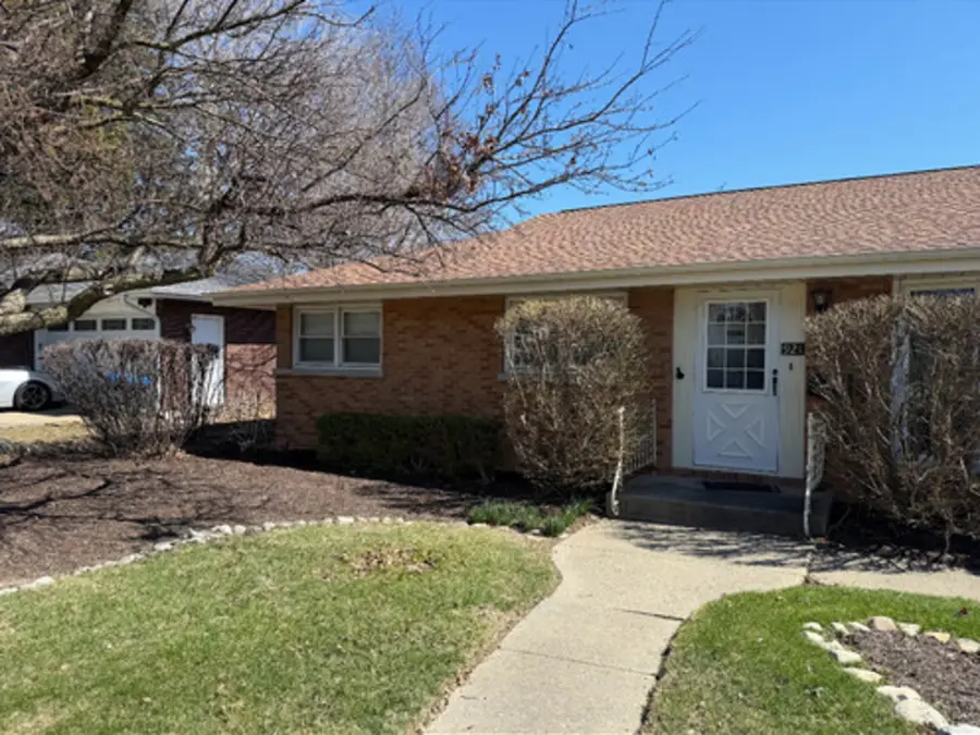 921 Northfield Drive, Aurora, IL 60505 - #3