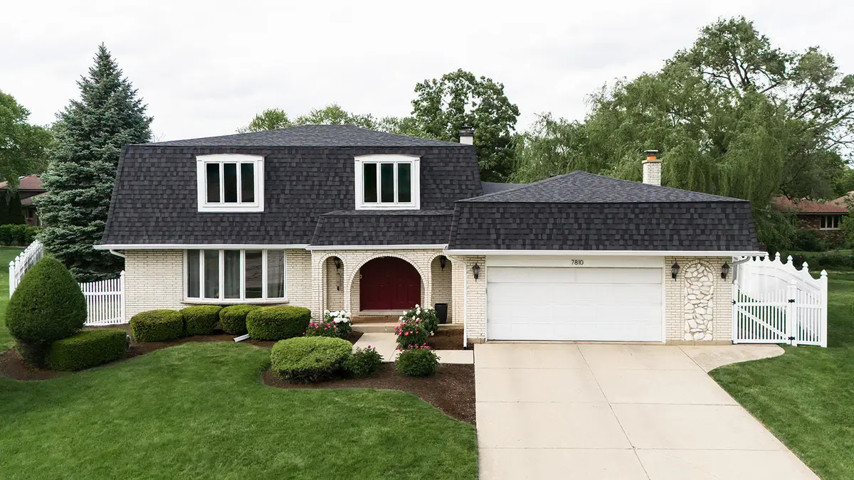 7810 Del Court, Darien, IL 60561 - #1