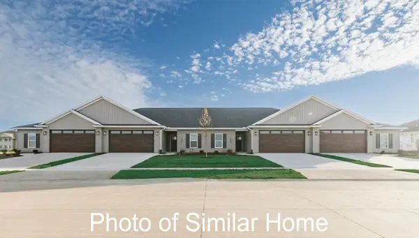 461 N 2nd Avenue, Eldridge, IA 52748