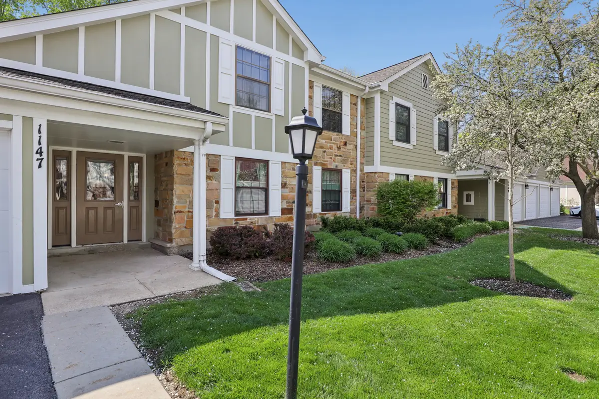 1147 Middlebury Lane #A2, Wheeling, IL 60090 - #1