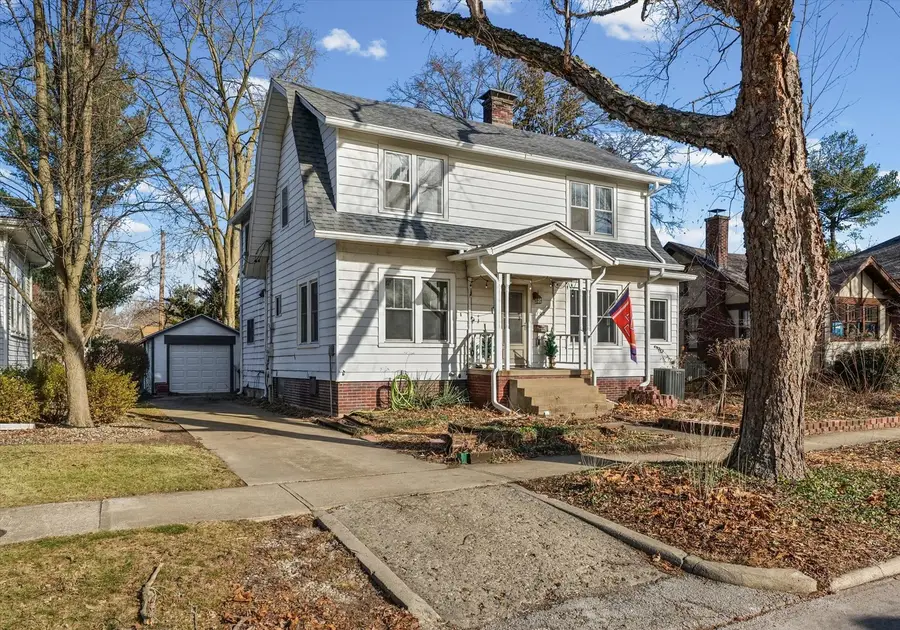 702 W Iowa Street, Urbana, IL 61801 - #2