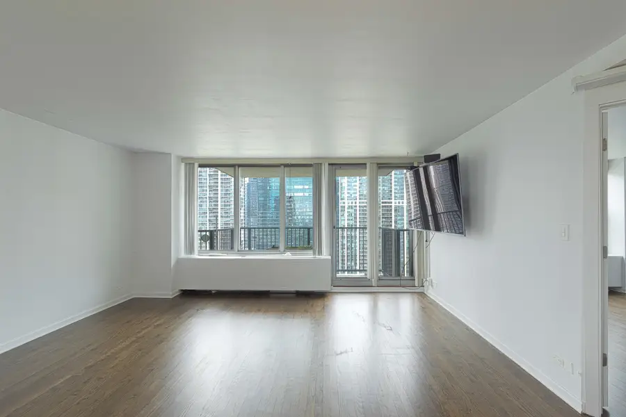 400 E Randolph Street #3320, Chicago, IL 60601 - #2