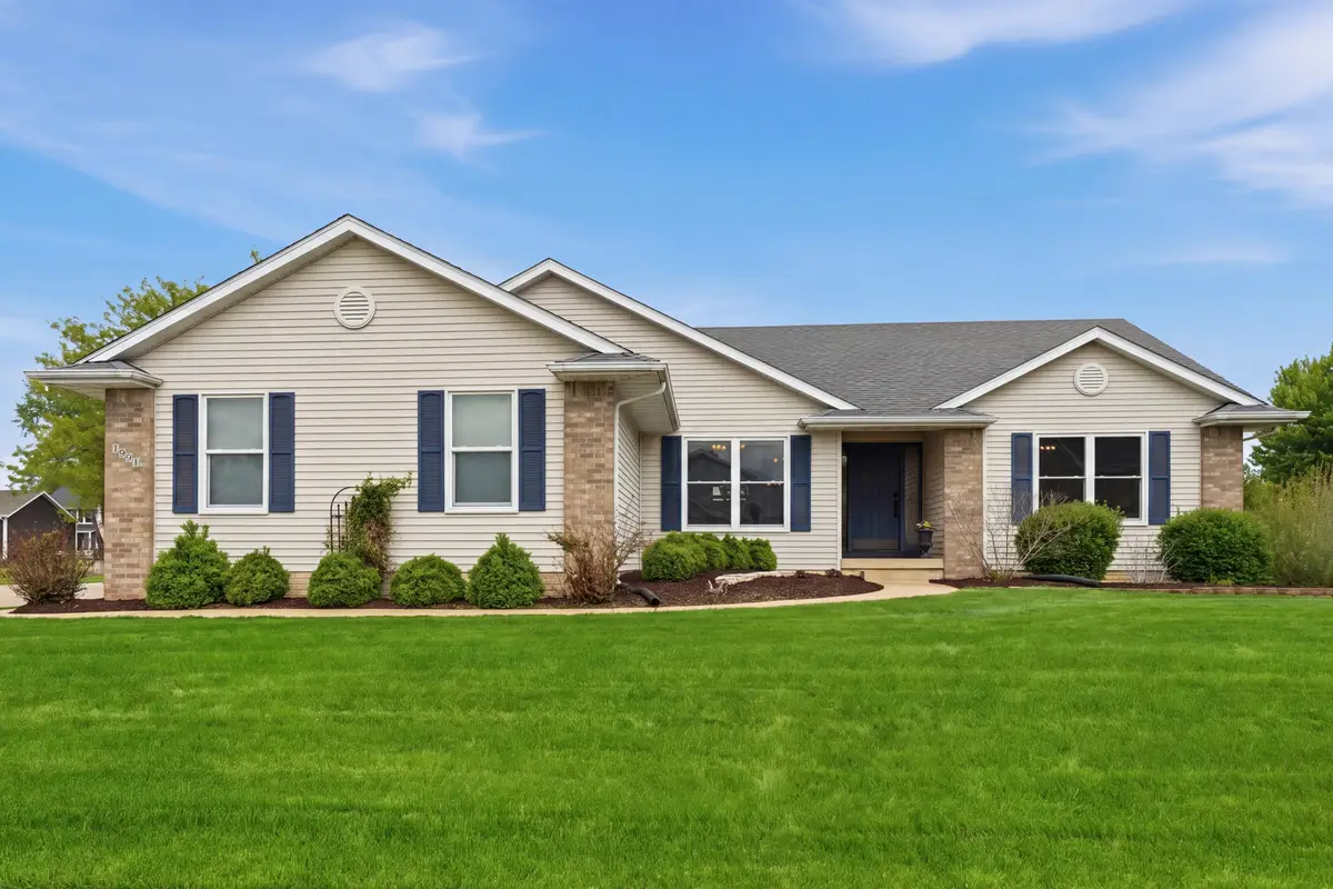 1991 Streamside Drive, Bettendorf, IA 52722 - #1