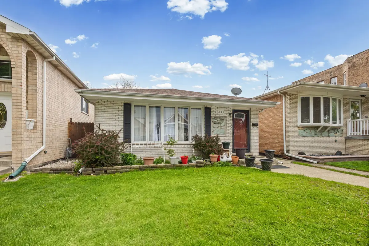 7341 W 55th Place, Summit, IL 60501 - #1