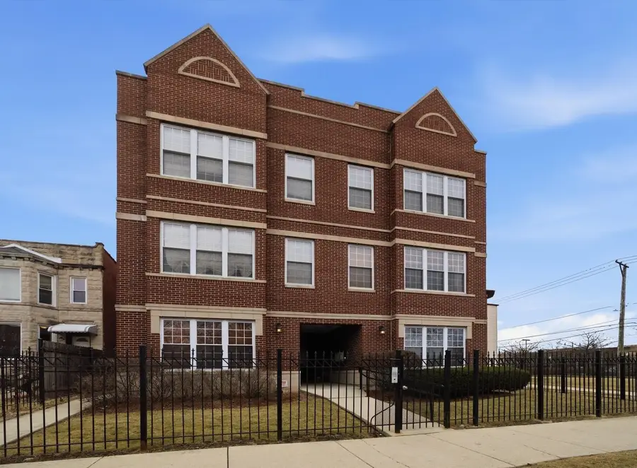 25 N Menard Avenue #2S, Chicago, IL 60644 - #2