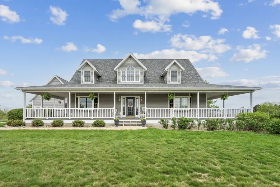 29785 Deer Valley Drive, Deer Grove, IL 61243 - #2