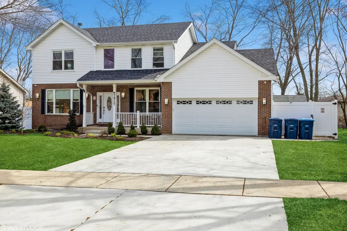 7517 Main Street, Darien, IL 60561 - #1