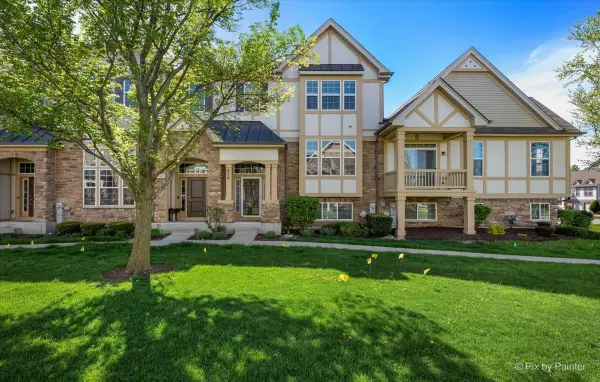 272 Bennett Drive, Carol Stream, IL 60188