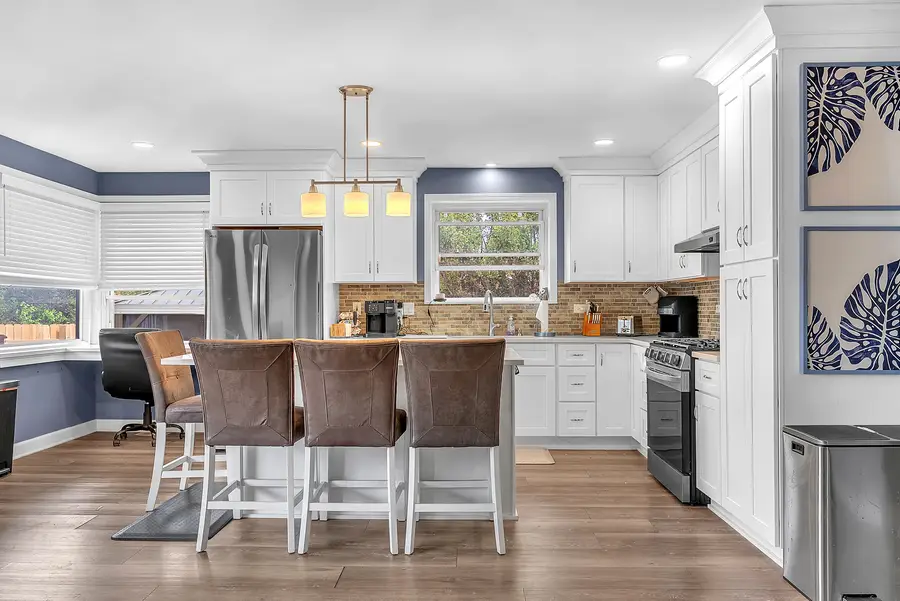 17W445 Butterfield Road, Oakbrook Terrace, IL 60181 - #2