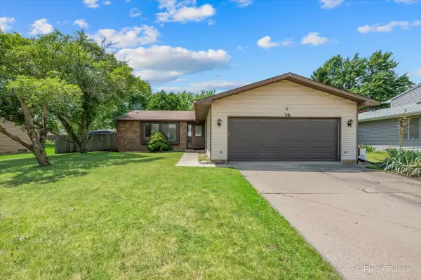 20 Wedgewood Drive, South Elgin, IL 60177