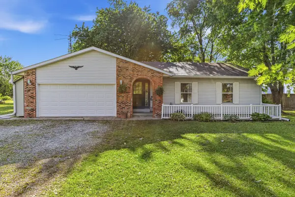 505 S Vine Street, Camargo, IL 61919