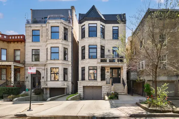 653 W Barry Avenue #2S, Chicago, IL 60657