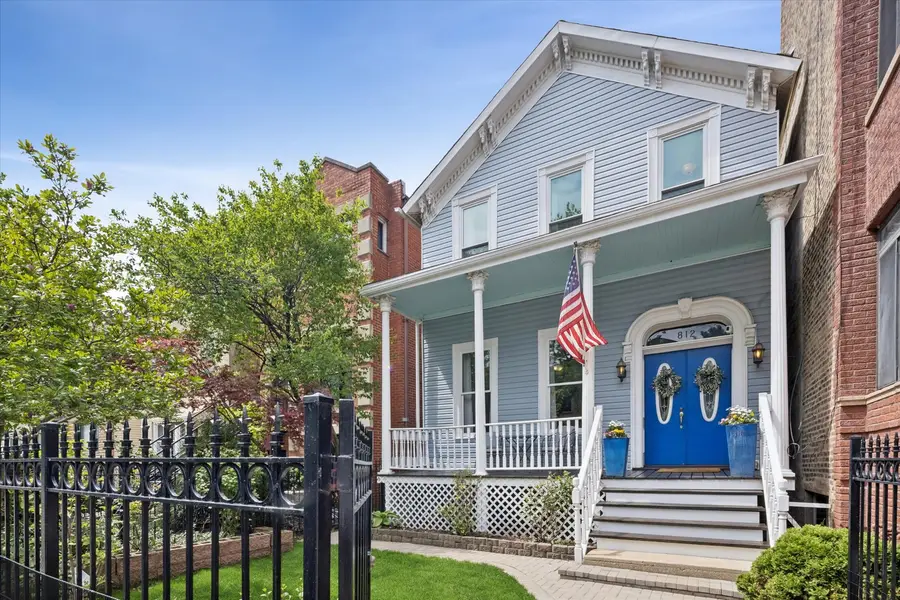 812 S Bell Avenue, Chicago, IL 60612 - #2
