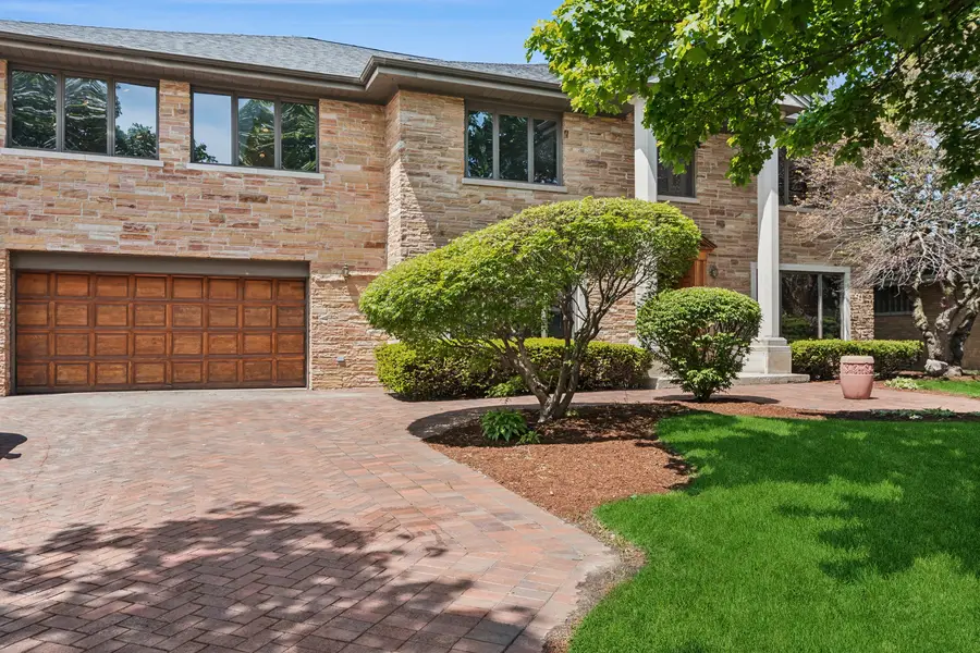 6630 N Spokane Avenue, Lincolnwood, IL 60712 - #2