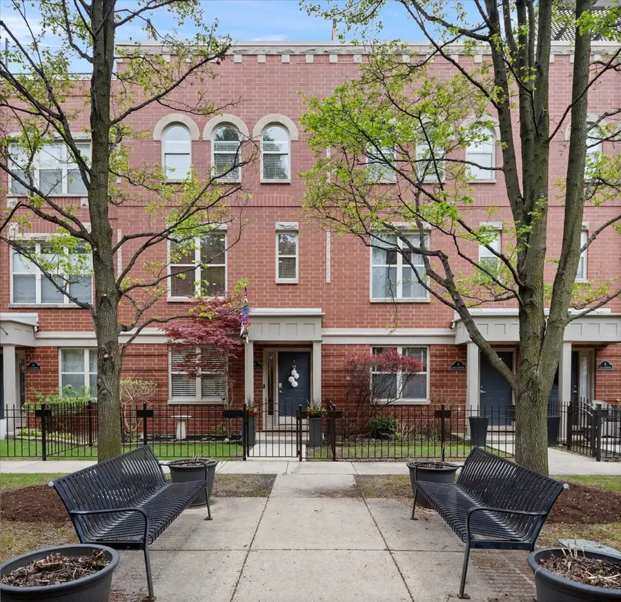 4646 N Greenview Avenue #10, Chicago, IL 60640 - #2