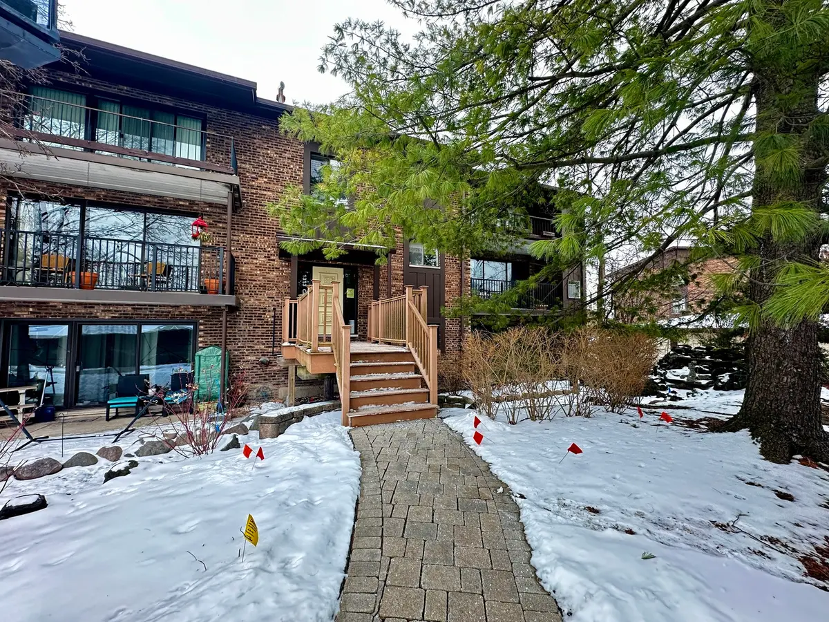 1313 Cass Lane E #302, Westmont, IL 60559 - #1