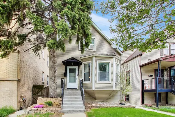 3354 W Pensacola Avenue, Chicago, IL 60618