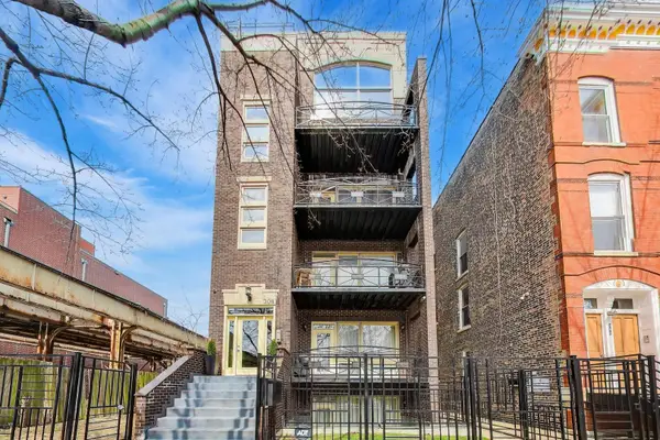 308 W Evergreen Avenue #2, Chicago, IL 60610