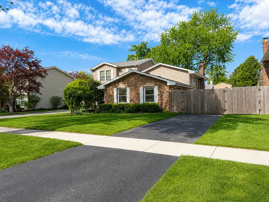 1288 N Ashland Avenue, Palatine, IL 60074 - #3