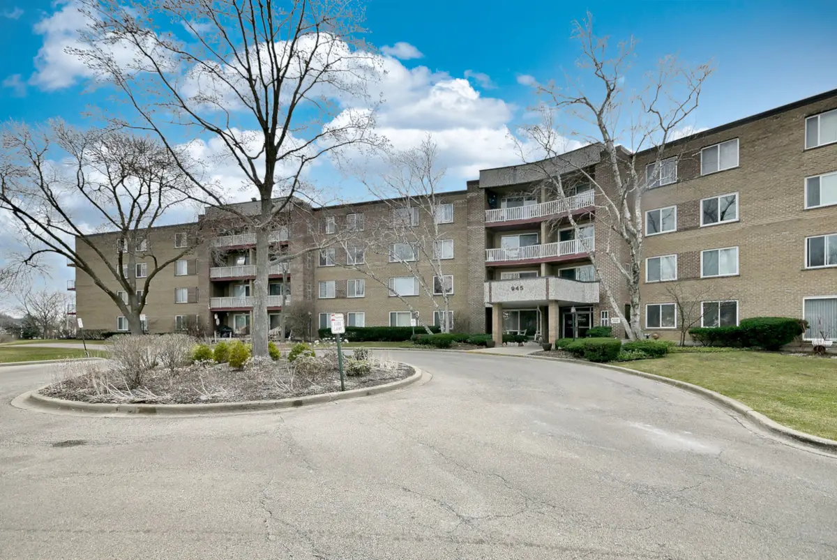 945 E Kenilworth Avenue #312, Palatine, IL 60074 - #1