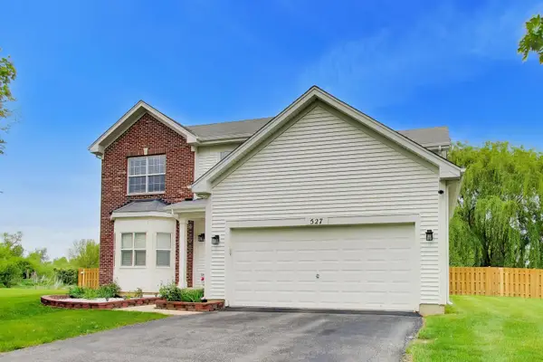 527 W Mara Lynn Court, Round Lake, IL 60073