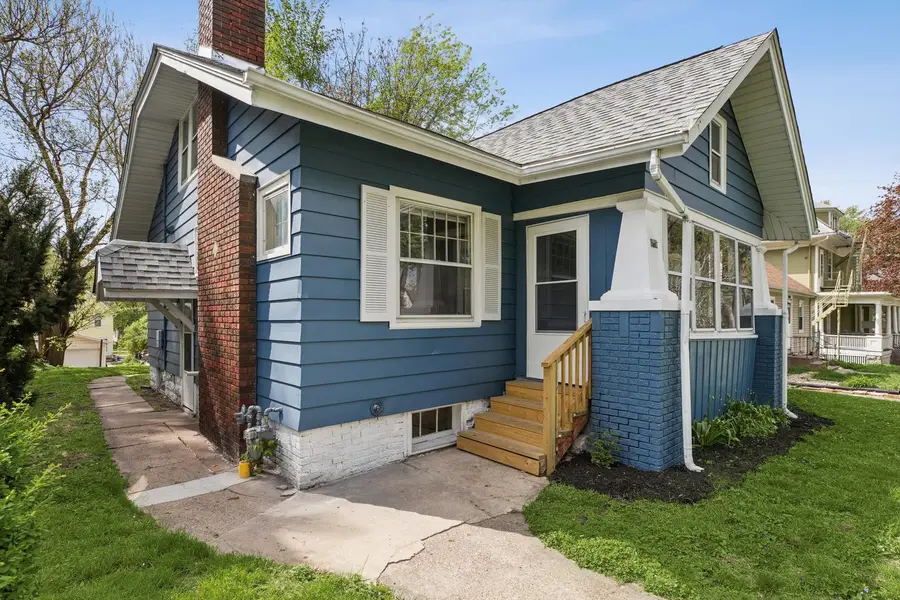 928 23rd Street, Rock Island, IL 61201 - #3