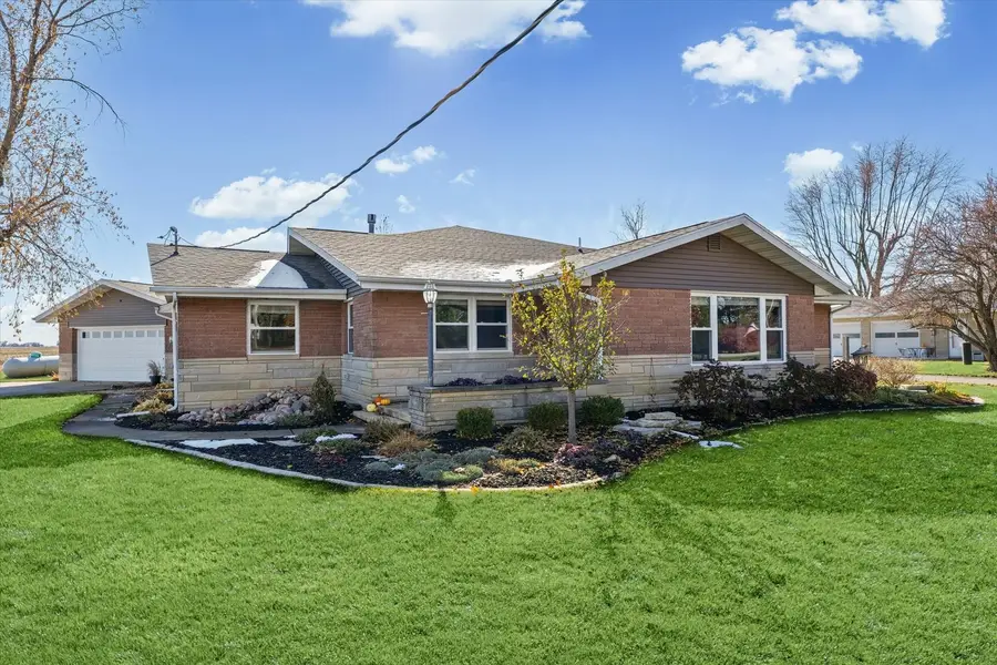 1271 E 500 North Road, Cissna Park, IL 60924 - #2