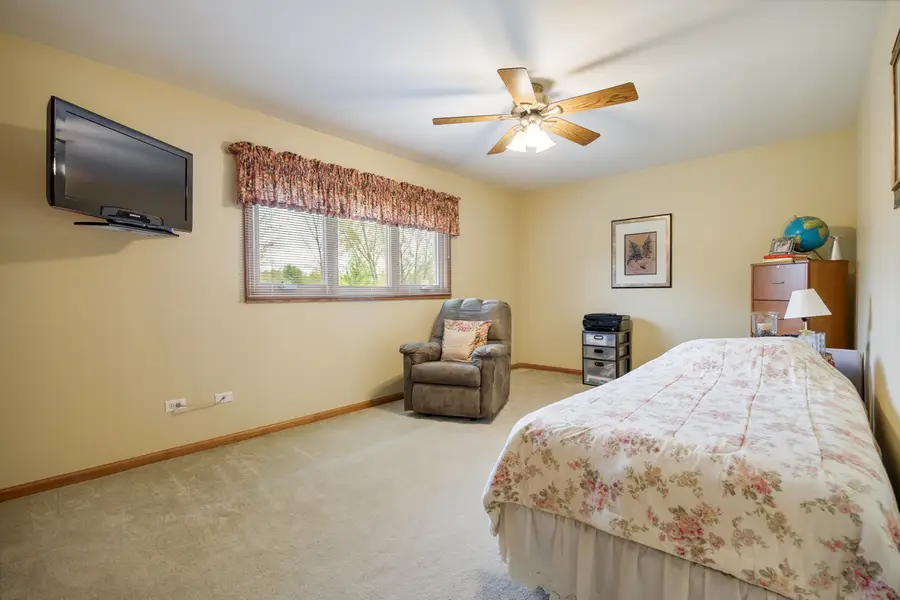 8903 Vail Lane, Woodridge, IL 60517 - #3