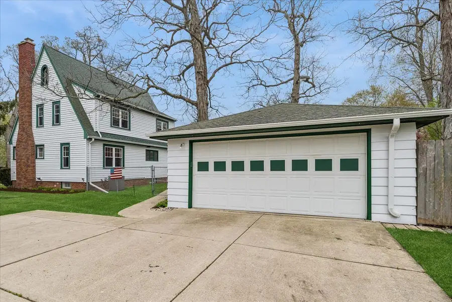 802 Kirkwood Avenue, Winthrop Harbor, IL 60096 - #2