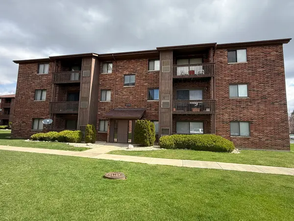 15723 Peggy Lane #11, Oak Forest, IL 60452