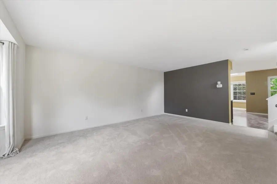 1236 Alexandria Court, Geneva, IL 60134 - #3