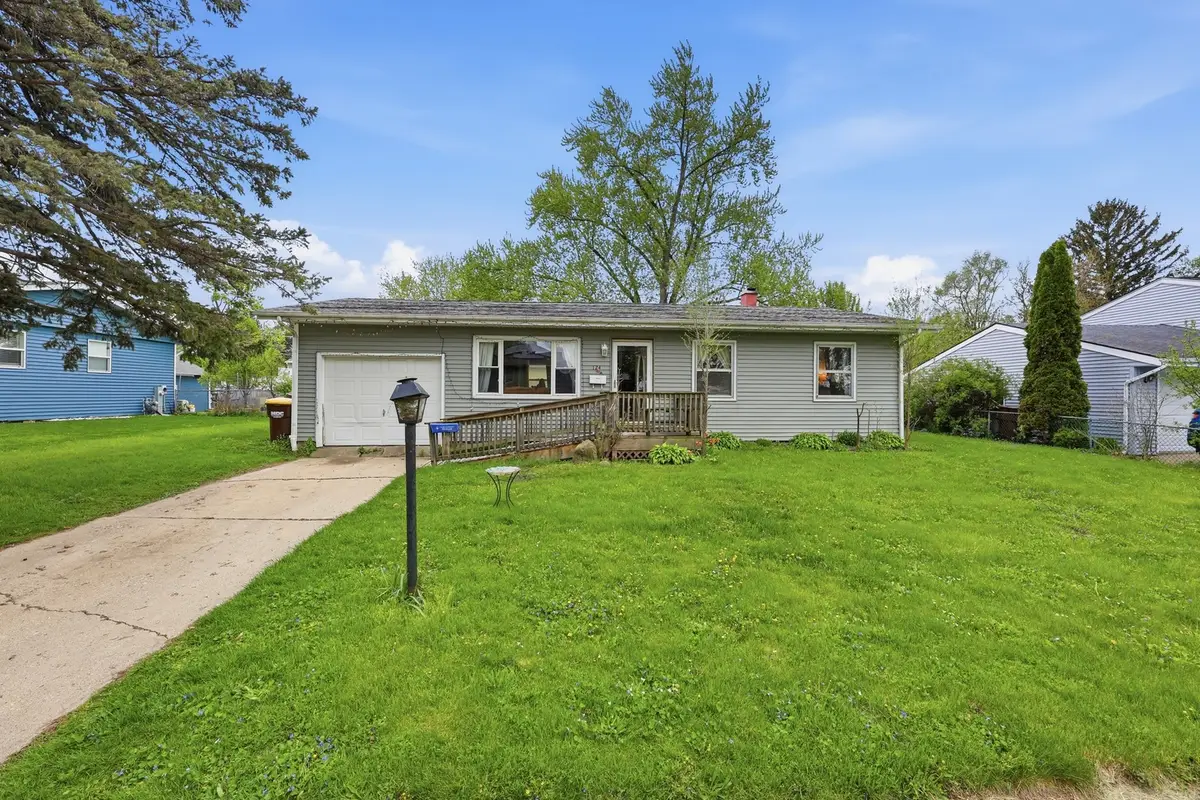 124 E Melody Lane, Woodstock, IL 60098 - #1