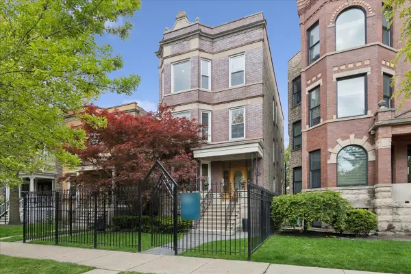 4216 N Winchester Avenue #3, Chicago, IL 60613