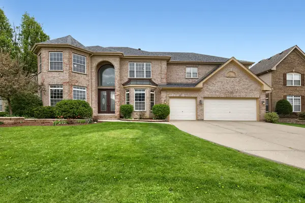 155 Michigan Drive, Bloomingdale, IL 60108