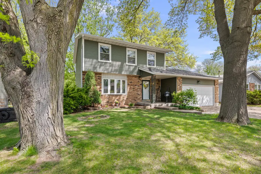 3005 N Pine Street, Davenport, IA 52804 - #2