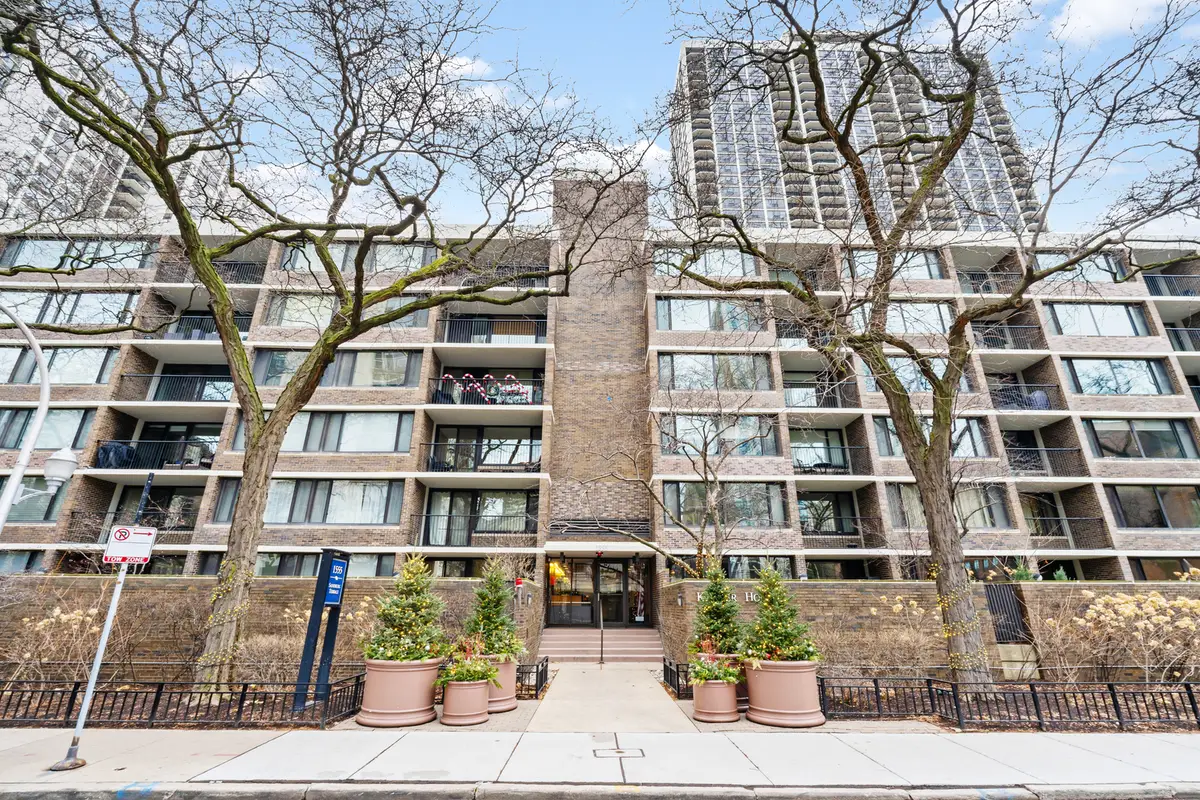 1555 N Sandburg Terrace #517, Chicago, IL 60610 - #1
