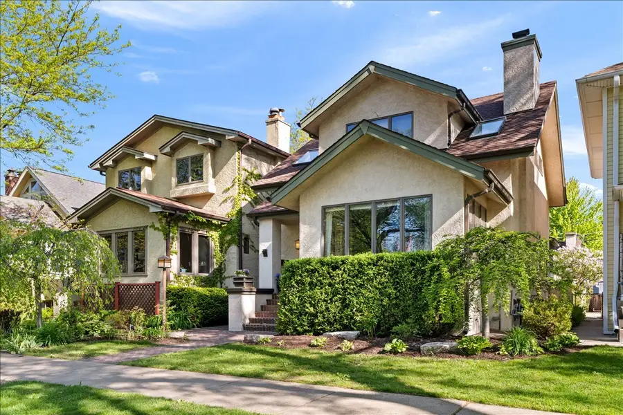1123 Cleveland Street, Evanston, IL 60202 - #2