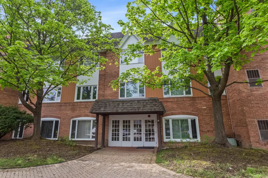 205 Rivershire Lane #313, Lincolnshire, IL 60069 - #3