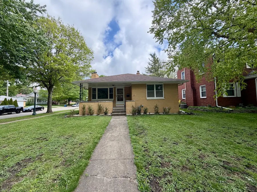 620 W White Street, Champaign, IL 61820 - #3