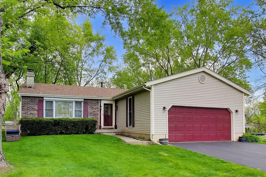 43w770 Fescue Court, Saint Charles, IL 60175 - #2