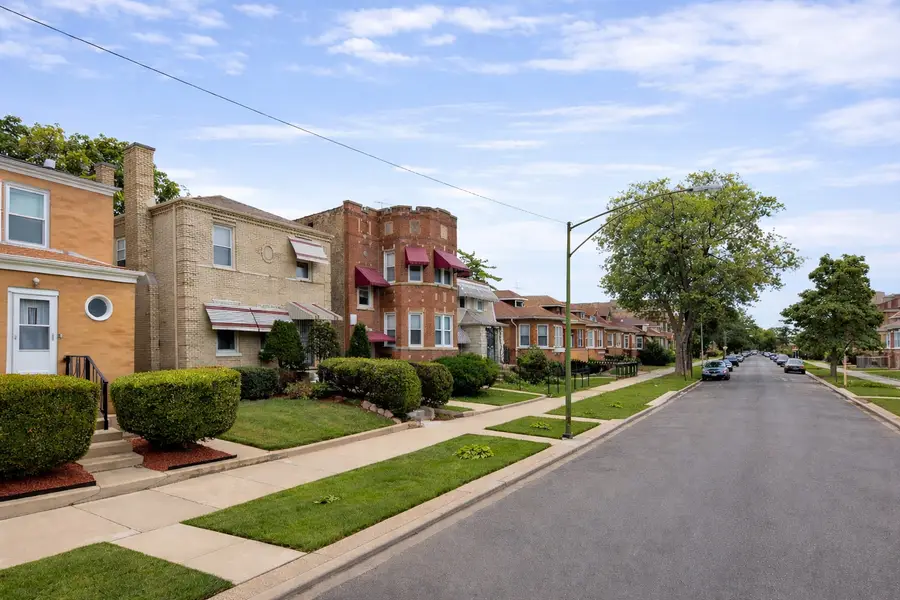 8017 S Hermitage Avenue, Chicago, IL 60620 - #3