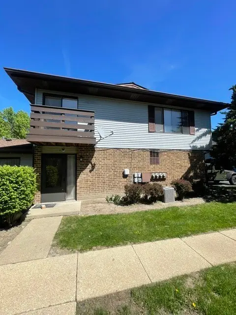 1590 Perry Court #A, Aurora, IL 60505