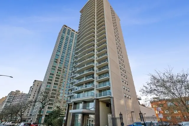 3470 N Lake Shore Drive #14B, Chicago, IL 60657 - #1