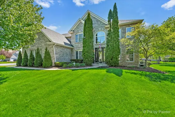 2400 Wyeth Drive, West Chicago, IL 60185