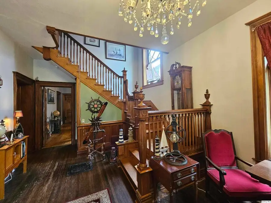 1634 Vermont Street, Quincy, IL 62301 - #3