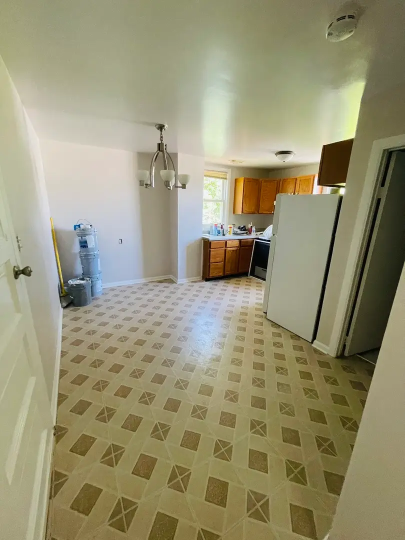 9330 S 51st Avenue, Oak Lawn, IL 60453 - #3