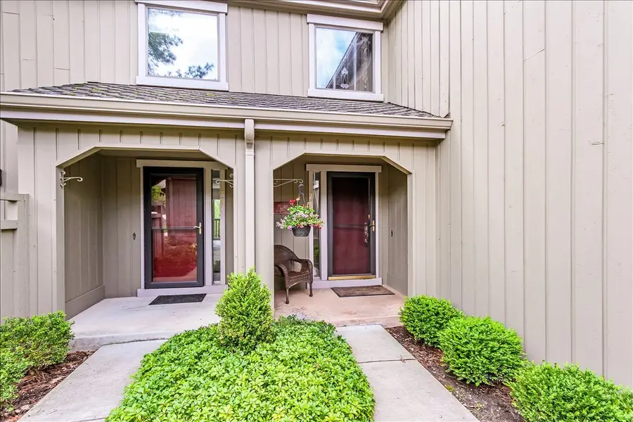 789 Oak Hill Road, Lake Barrington, IL 60010 - #2