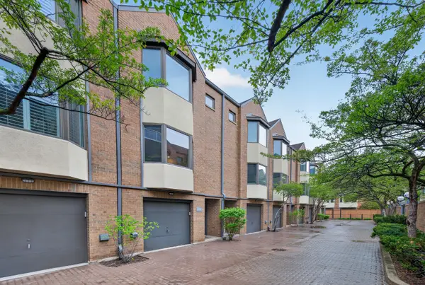 2011 N Halsted Street #34, Chicago, IL 60614