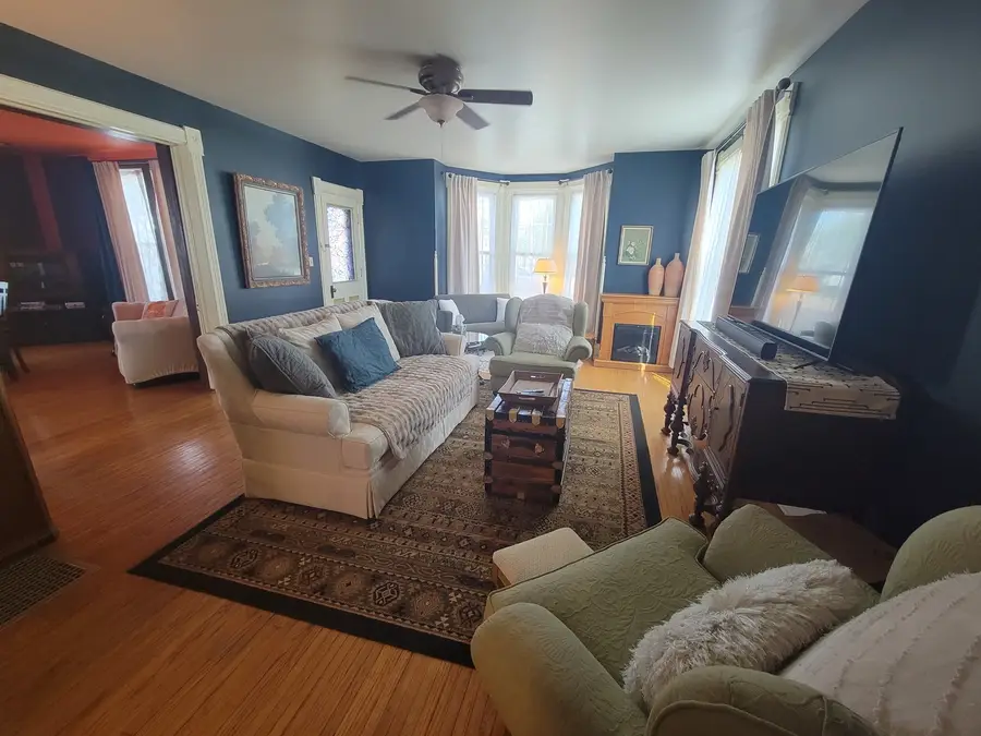 738 11th Street, La Salle, IL 61301 - #2