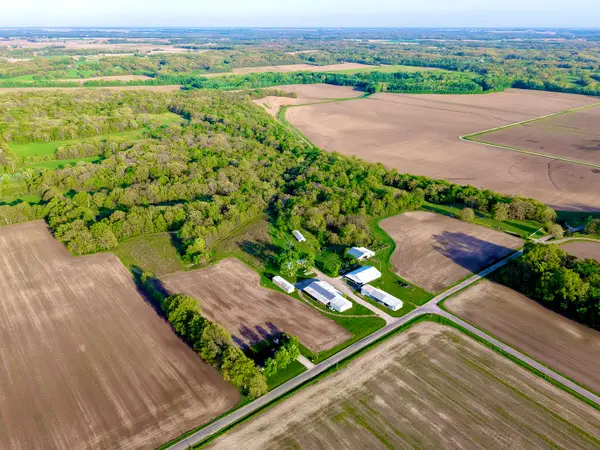 000 N 1900th Street, Cowden, IL 62863